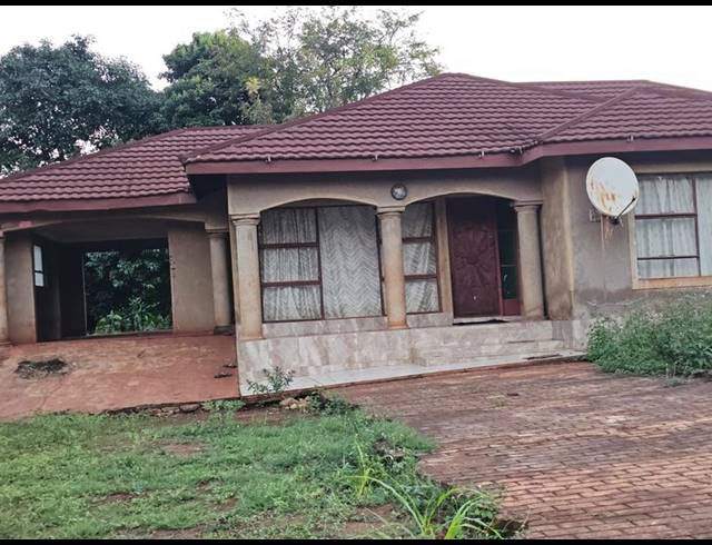 3 BEDROOM HOUSE FOR SALE IN THOHOYANDOU